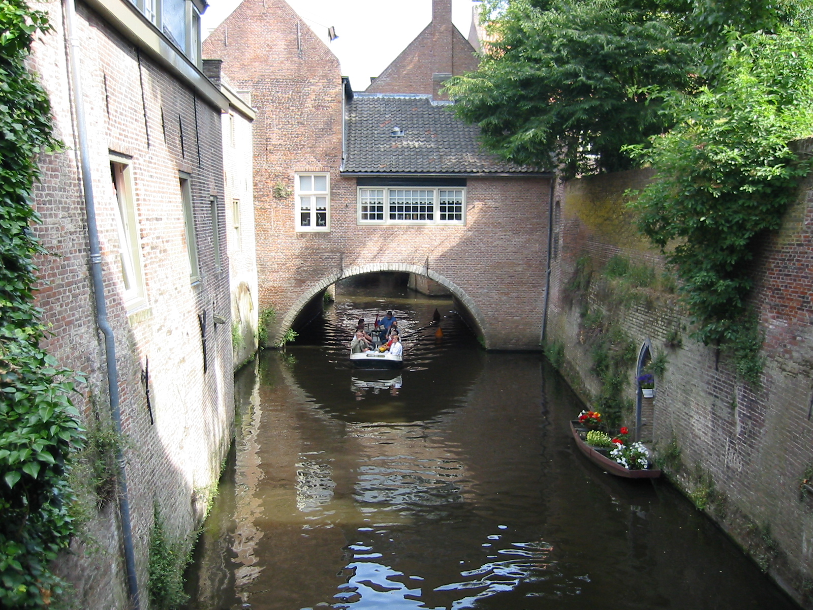 Concert aan de Binnendieze en Van Gogh in Brabant: 5 x ideeën in Den Bosch 6 Binnendieze how i met your mother