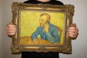 man smartphone schilderij vangogh