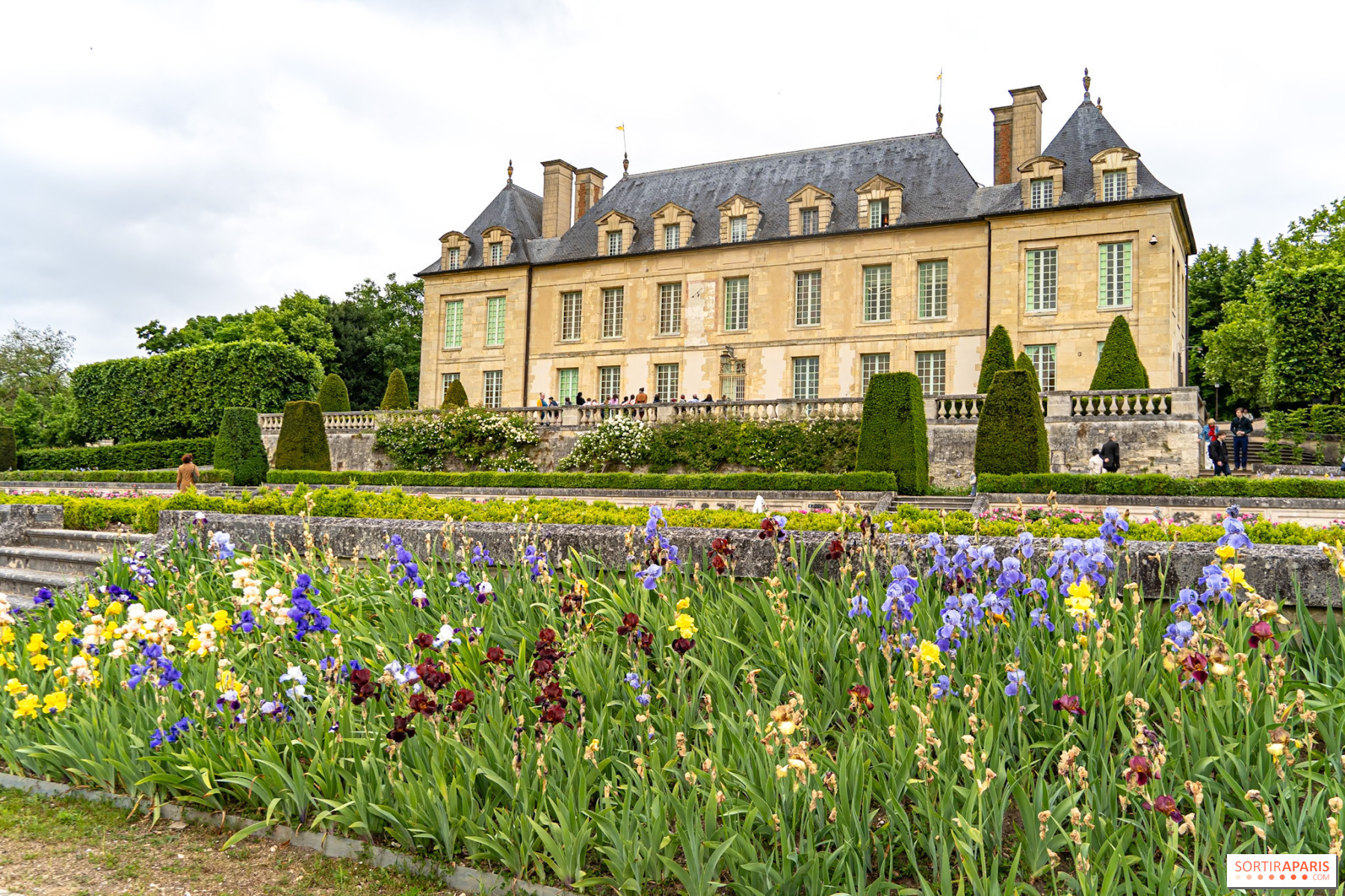 1169514 le chateau d auvers sur oise a7c08684
